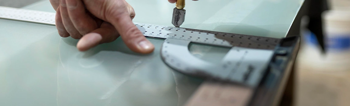 Commercial Glass Repair Company in West Lealman