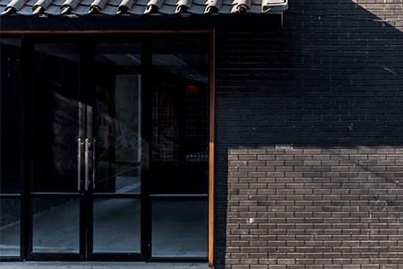 Storefront Glass Installers in West Lealman